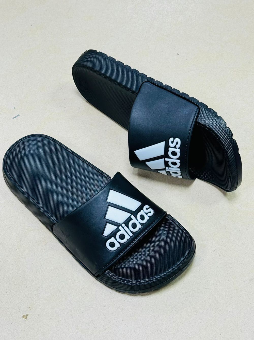 шлепанцы adidas,шлепанцы адидас красные,adidas adilette comfort slides,шлепанцы adilette comfort gy1947 adidas красный 39 eu,шлепки adidas мужские