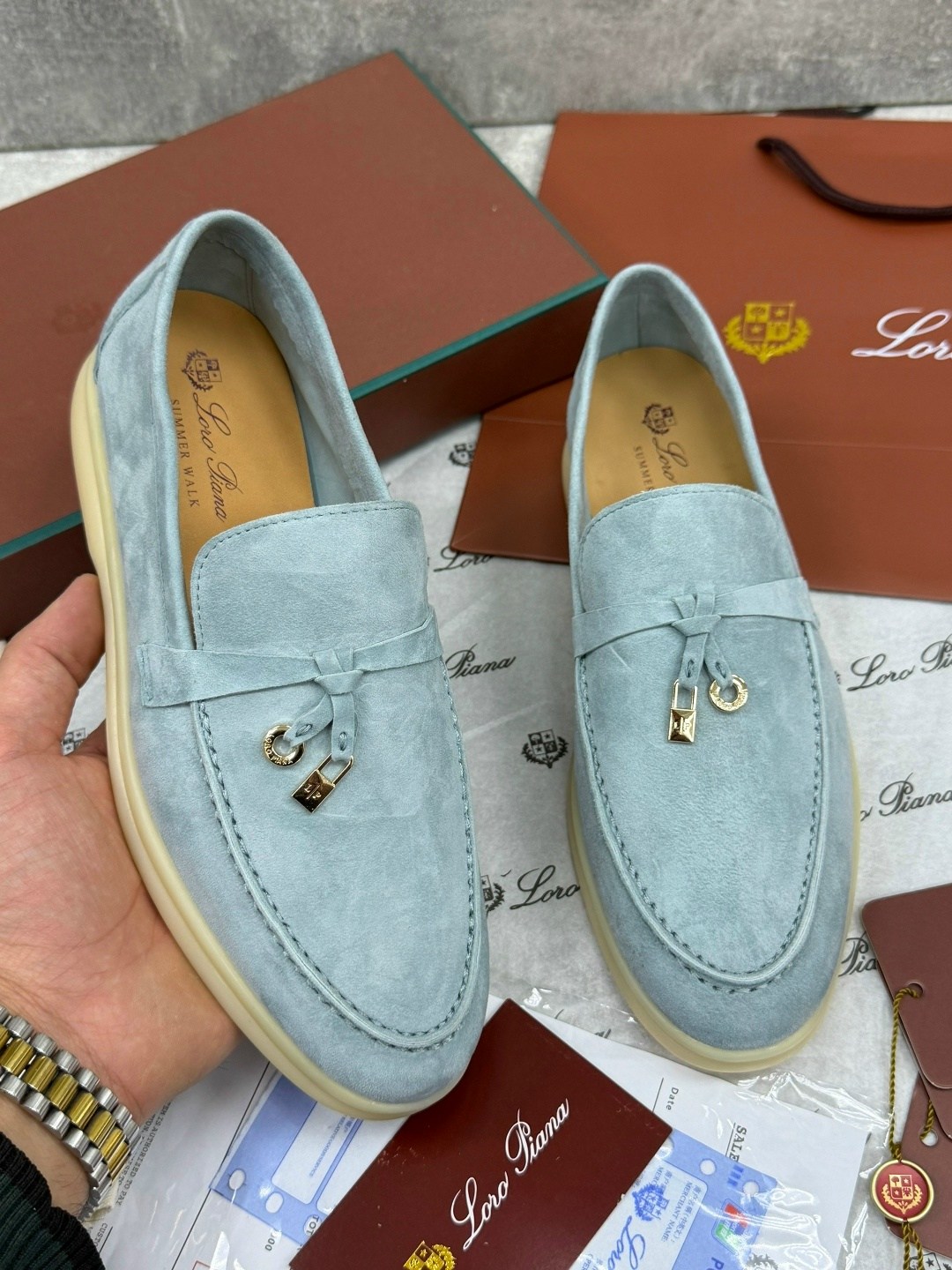 ,лоферы женские loro piana,лоферы замшевые loro piana,лоферы loro piana,лоферы замшевые