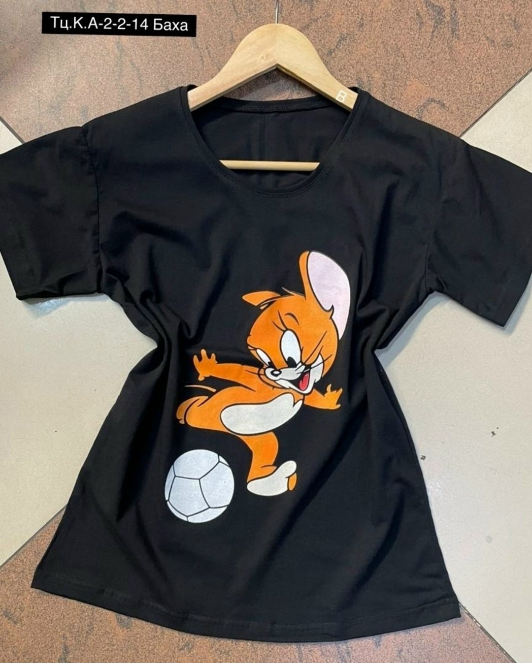 футболка с принтом tom and jerry,футболка с том и джерри,футболка с принтом том и джерри,футболка женская,футболка том и джерри женская