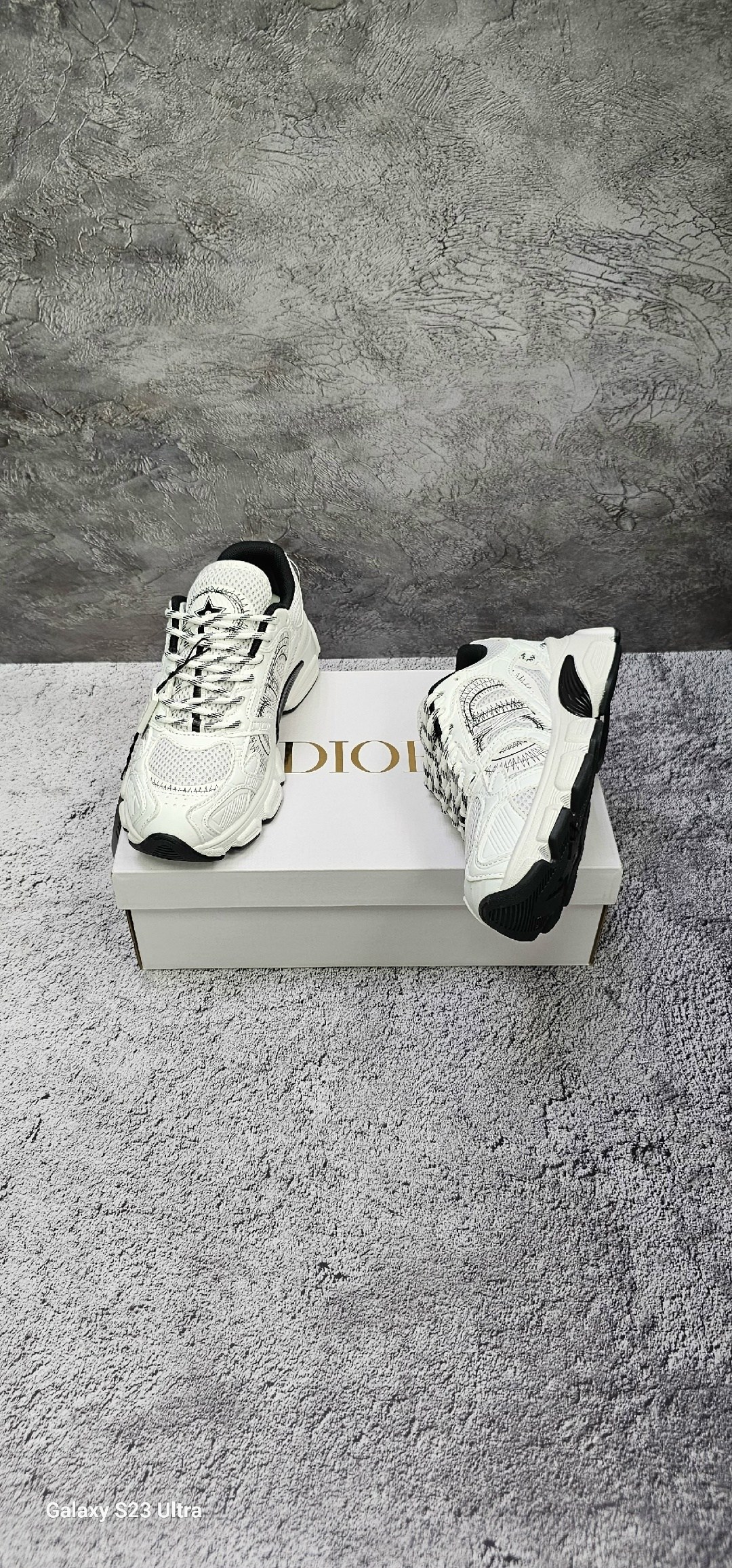женские кроссовки dior chrono premium white grey,кроссовки dior,диор кроссовки,кроссовки christian dior,женские кроссовки