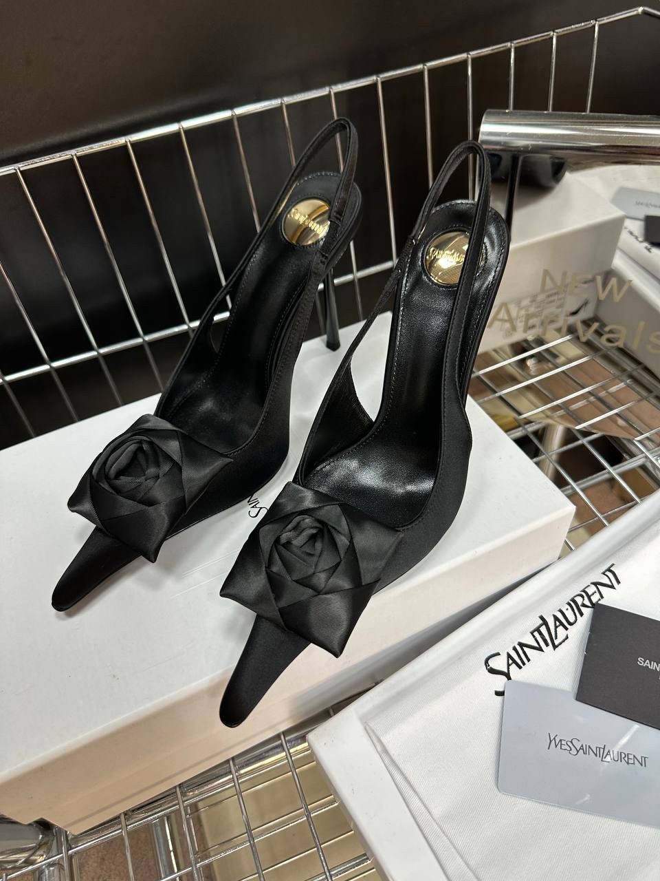 saint laurent туфли,yves saint laurent туфли,женские туфли лодочки,модные босоножки,