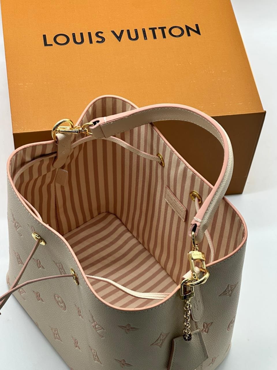 cумка louis vuitton,сумка женская louis vuitton,louis vuitton monogram,louis vuitton bag,louis vuitton сумка на плечо