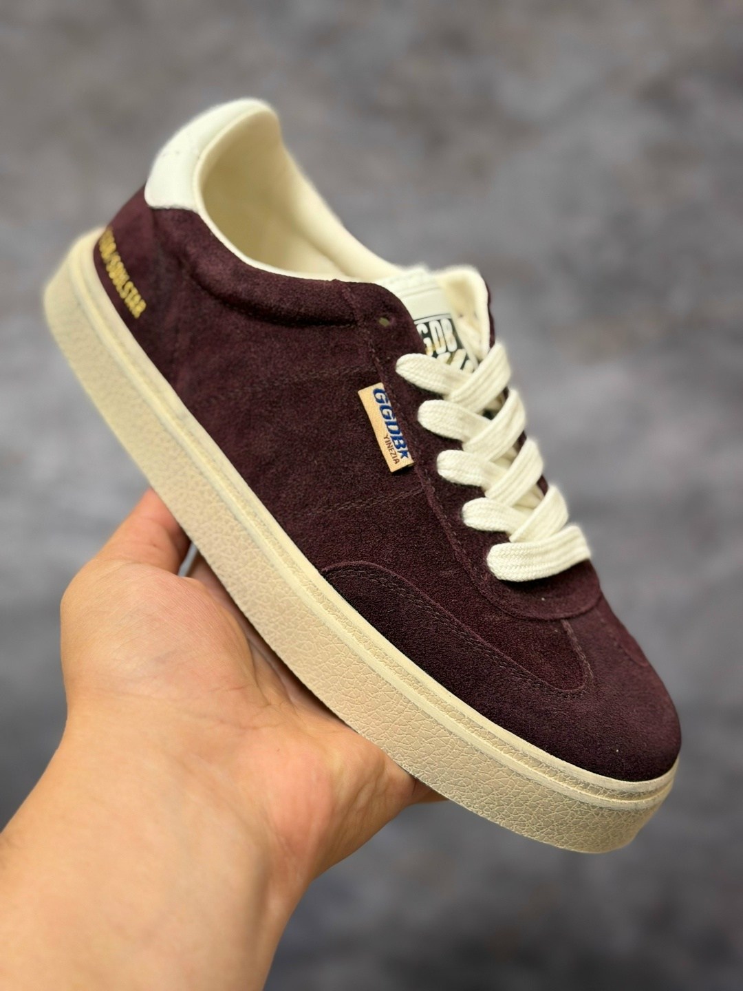 ,замшевые кроссовки,обуви,adidas originals continental 80,бордовые кеды