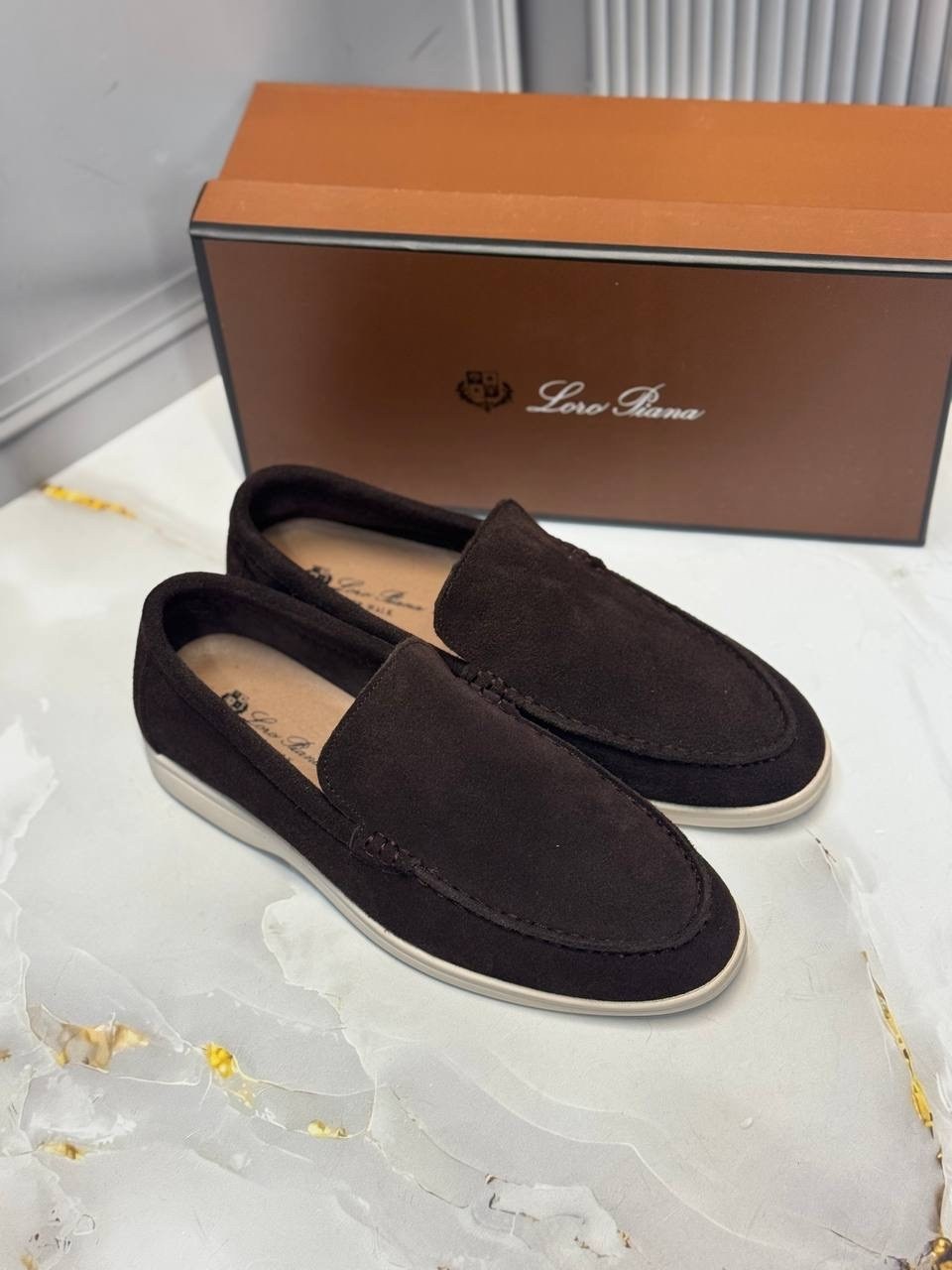 лоферы из натуральной замши loro piana,лоферы loro piana мужские,,лоферы loro piana,замшевые лоферы