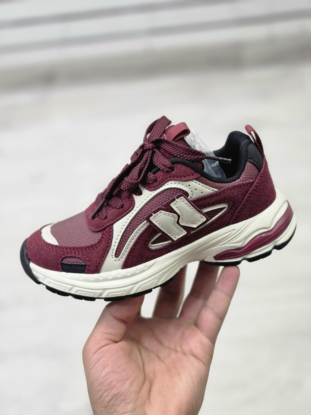 кроссовки,кроссовки adidas yeezy boost 700,adidas yeezy boost 700,повседневные кроссовки,adidas yeezy boost 700 v 2