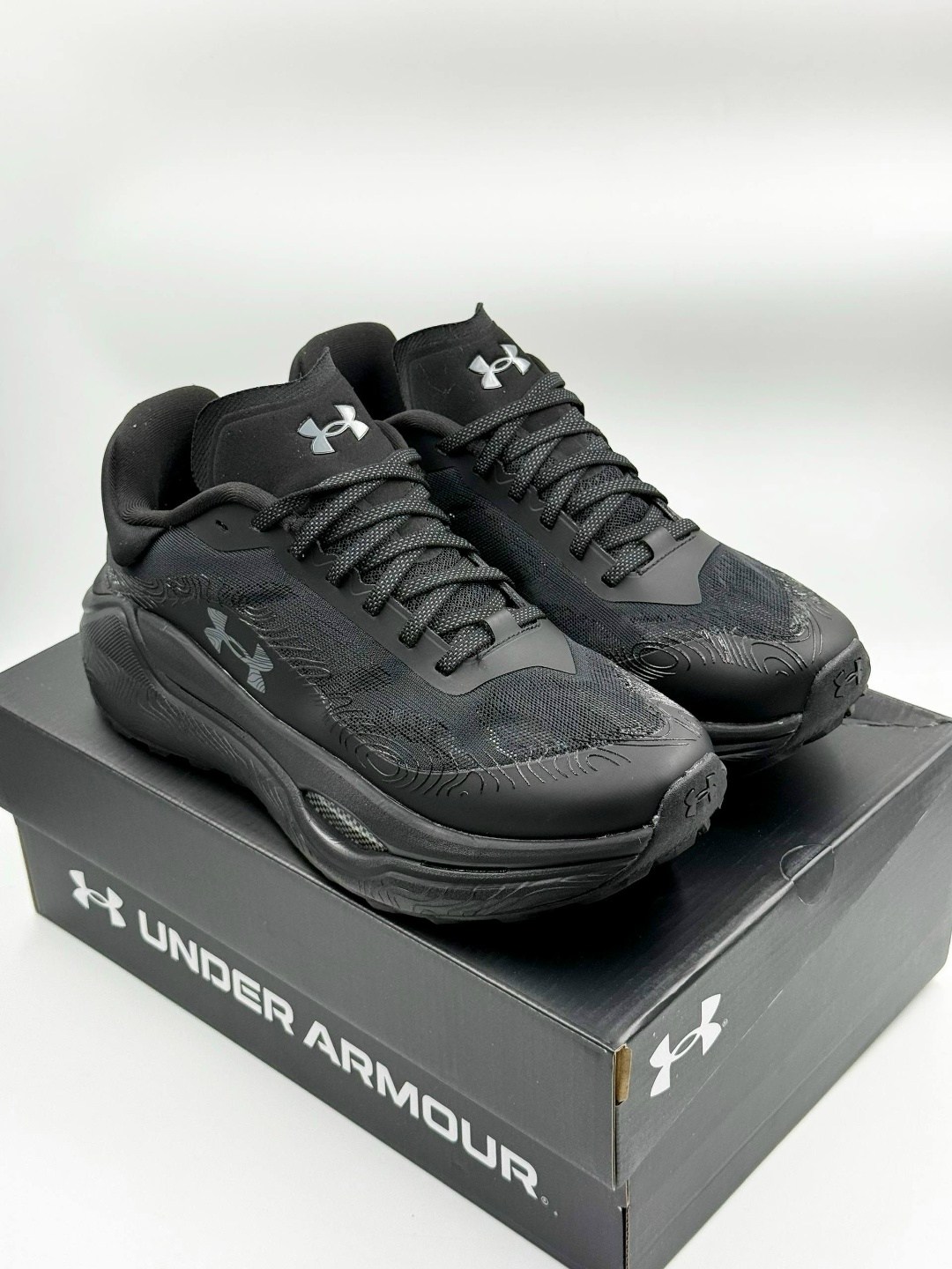 мужские кроссовки under armour charged escape 4,мужские кроссовки under armour charged assert 10,кроссовки under armour,кроссовки under armour charged escape 4 black,кроссовки under armour charged rog