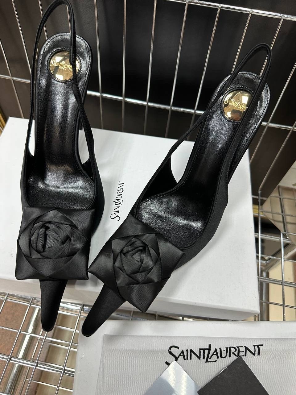 saint laurent туфли,yves saint laurent туфли,женские туфли лодочки,модные босоножки,