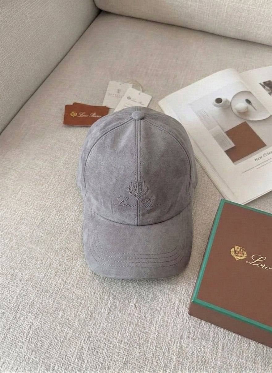 бейсболка loro piana,бейсболка brunello cucinelli,бейсболка замшевая,кепка loro piana,бейсболка