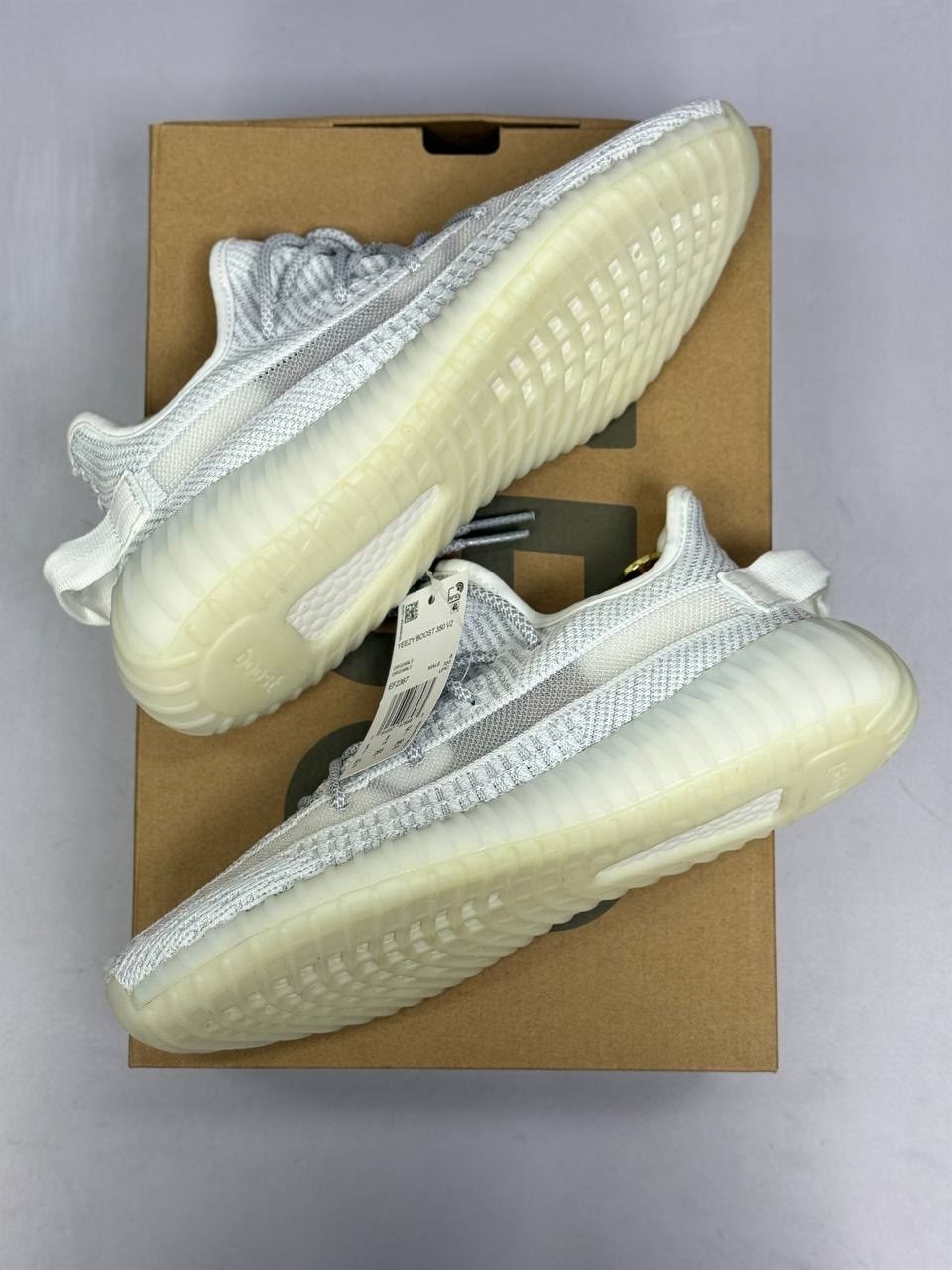 adidas yeezy boost 350 v 2,adidas yeezy boost,adidas yeezy boost 350,adidas yeezy boost 350 v2 static,adidas yeezy 350