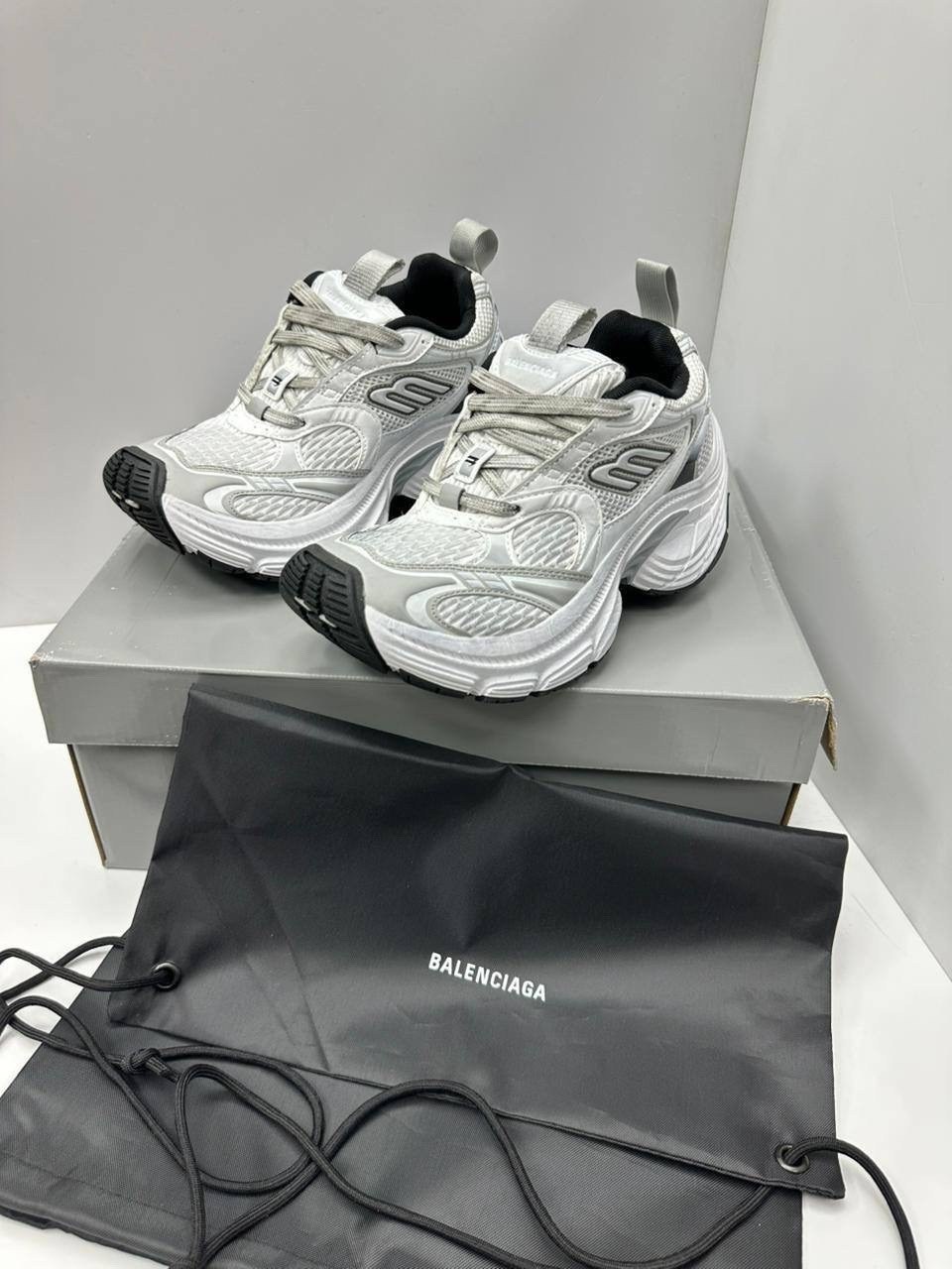 кроссовки женские balenciaga,кроссовки balenciaga,кроссовки balenciaga 10xl,кроссовки sneaker tess 12 balenciaga,кроссовки balenciaga 10xl sneaker in white black gris