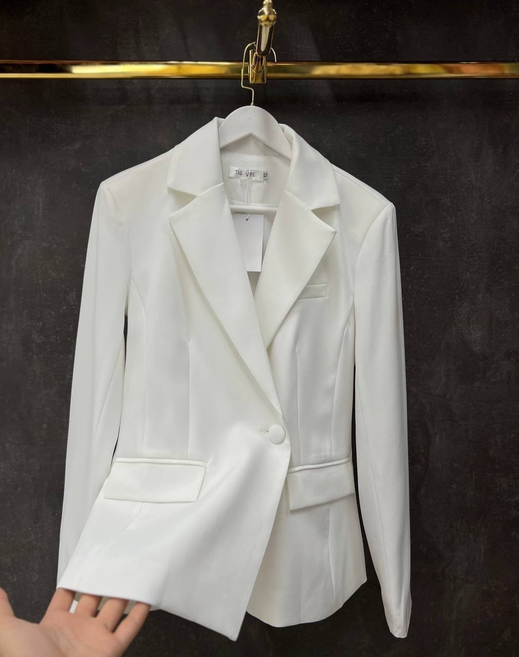 стильные костюмы,пиджак белый женский,брючный костюм,брючный костюм женский