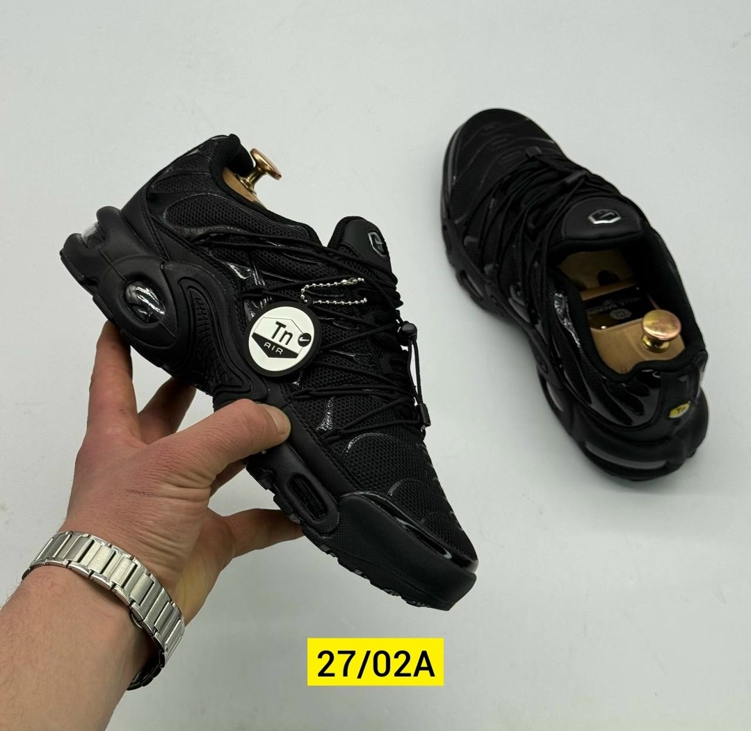 кроссовки nike air max plus tn,спортивные кроссовки унисекс nike air max plus tn черные,мужские кроссовки nike air max tn plus,кроссовки nike air max tn plus terrascape,кроссовки мужские nike air max