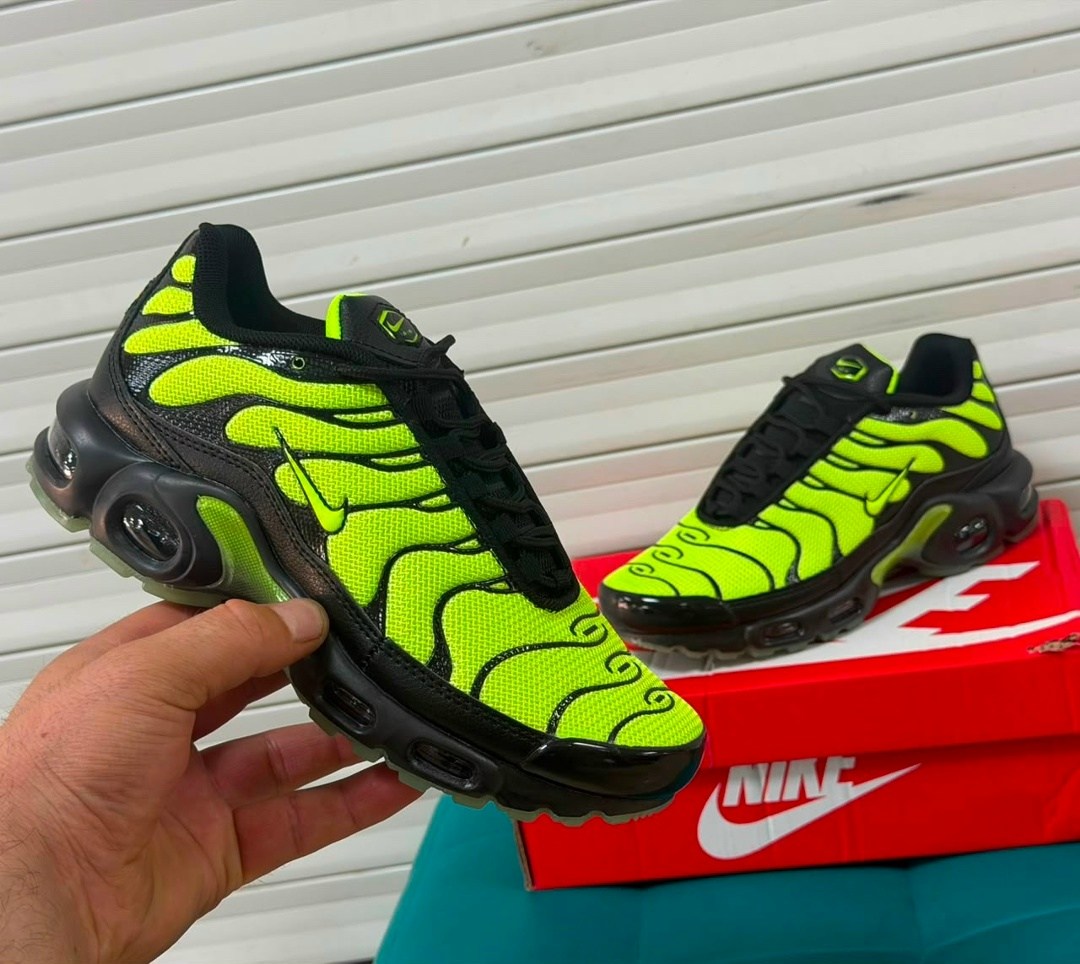 кроссовки nike air max plus tn,nike air max plus tn,кроссовки,найк тн плюс фиолетовые,nike air max plus