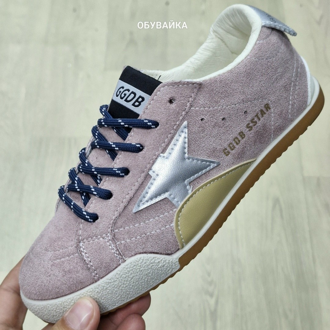 ,замшевые кроссовки,кроссовки golden goose,стильные кроссовки,кроссовки женскиe