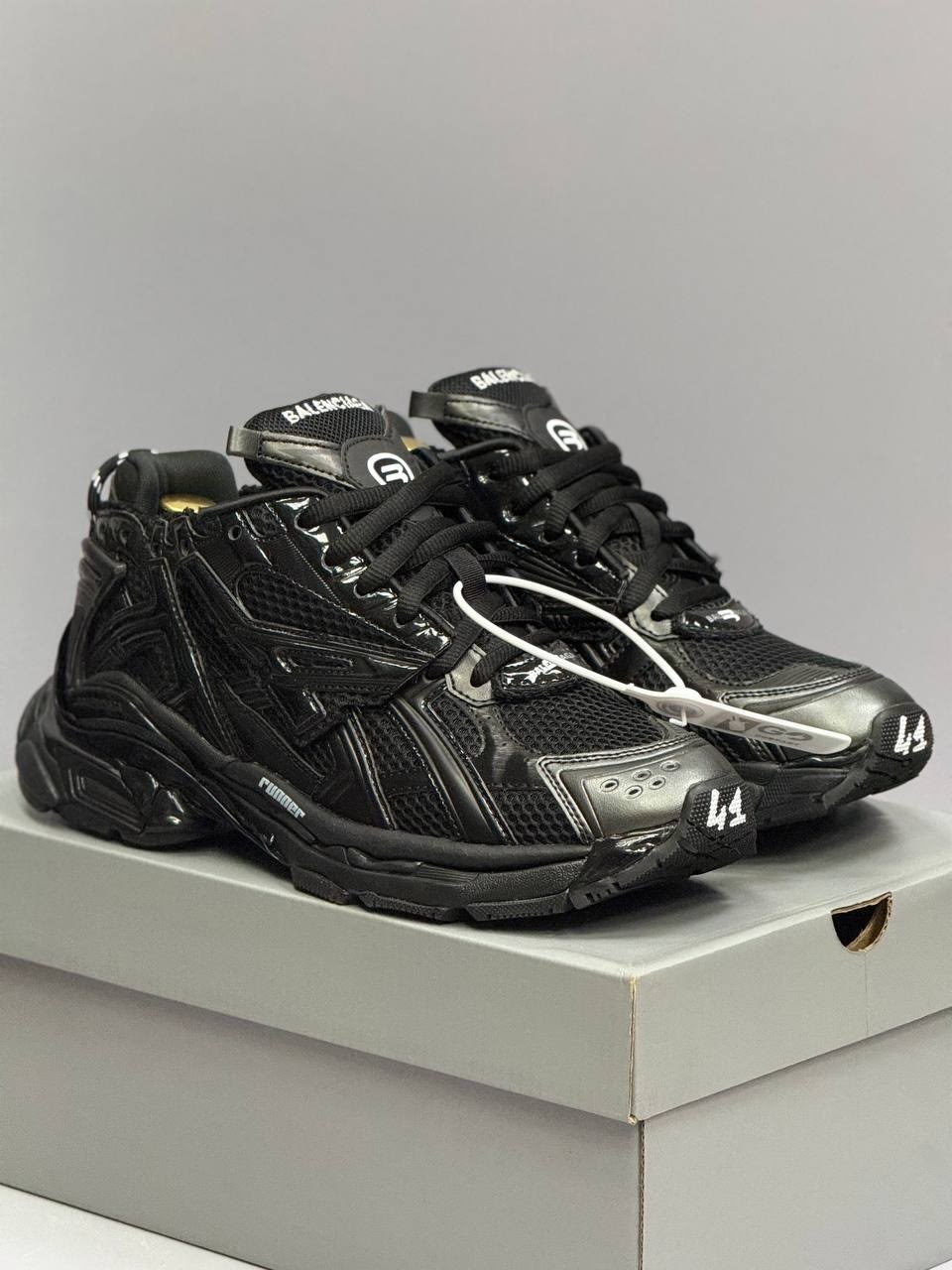 черные мужские кроссовки runner balenciaga,кроссовки balenciaga runner,кроссовки balenciaga under armour x runner sneaker black,кроссовки balenciaga,кроссовки баленсиага раннер