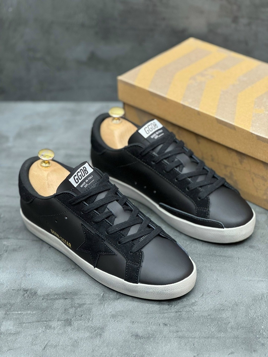 кроссовки golden goose,кроссовки super-star classic golden goose,,кожаные кроссовки golden goose super star,golden goose superstar кеды мужские