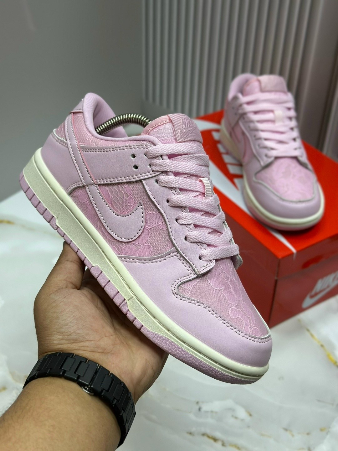 женские кроссовки nike dunk low,nike розовые кроссовки dunk для женщин,nike dunk low lx pink foam (w),кроссовки nike dunk low hj5870-600 розовые,женские повседневные кроссовки nike dunk low