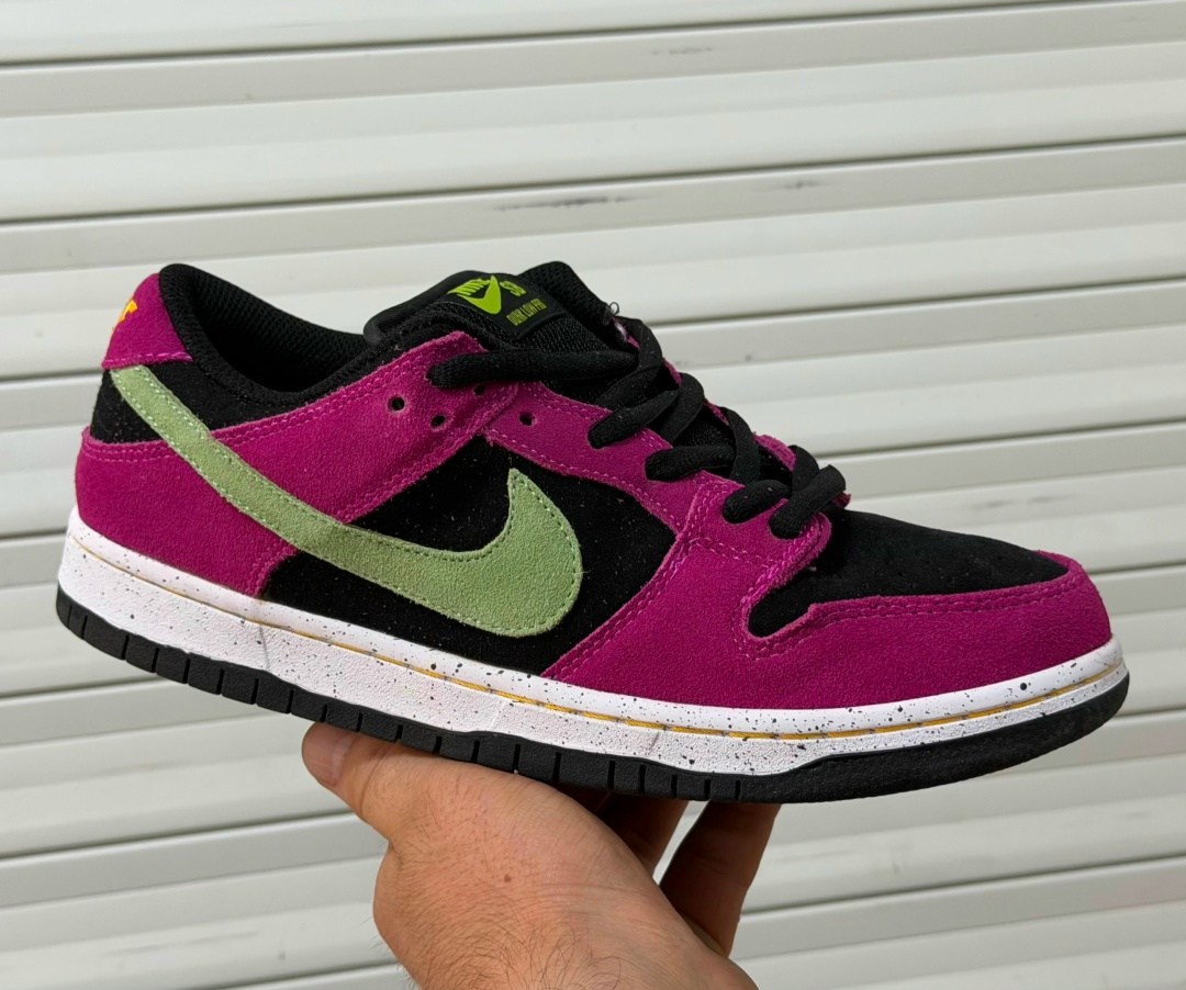 dunk low nike,nike dunk low green,nike sb dunk,nike supreme,nike dunk low varsity green