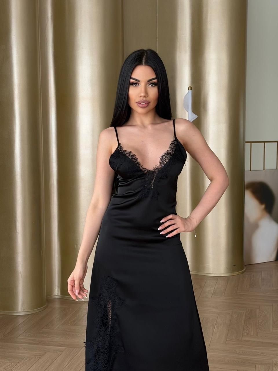 длинная сорочка на бретелях mia-amore adelina 4175 черный,длинные женские платья,длинная шелковая сорочка с кружевом mia-amore adelina 4175,платье,элегантная длинная шёлковая сорочка чёрная с ажуром а