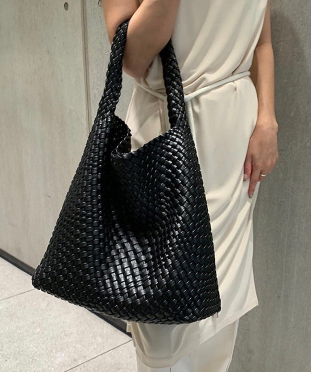 сумка плетеная,сумка плетеная хобо большая bottega veneta,сумка,сумка женская,сумка модная