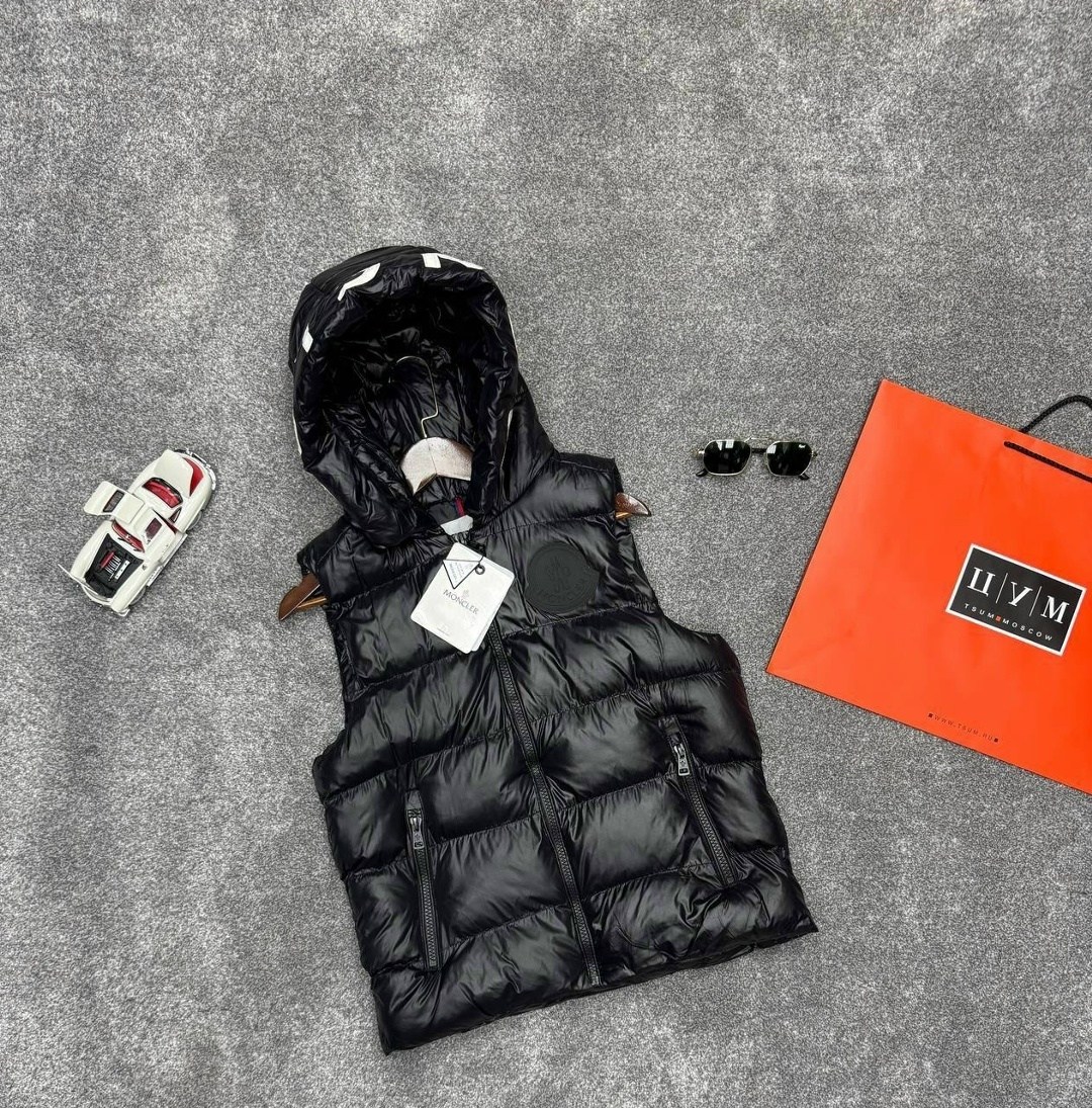 жилетка moncler,жилет moncler,жилетка монклер оригинал,монклер жилетка,жилет монклер мужской