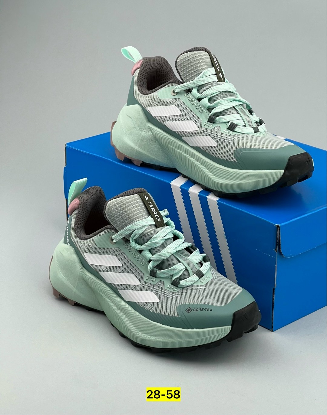 кроссовки женские adidas,кроссовки,кроссовки adidas,кроссовки женскиe,кроссовки треккинговые