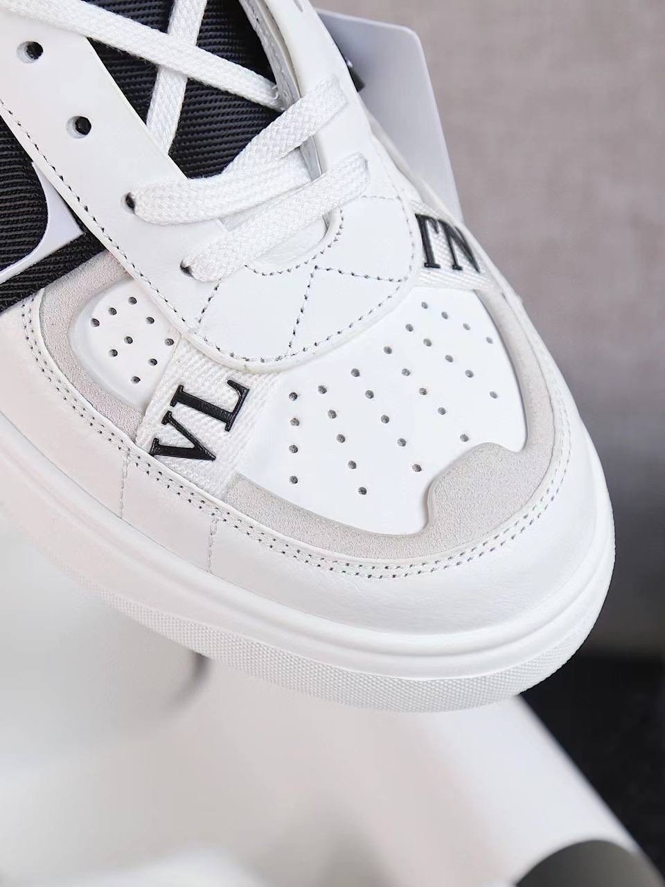 valentino vl7n кеды мужские,valentino кроссовки,кроссовки женские valentino,кроссовки,кроссовки валентино мужские