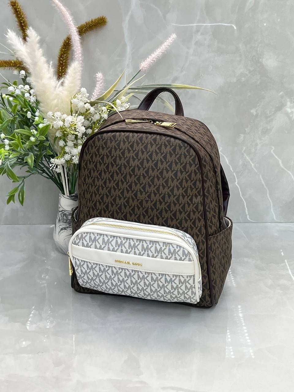 женские рюкзаки,рюкзак женский michael kors,michael kors рюкзак,рюкзак,брендовые рюкзаки