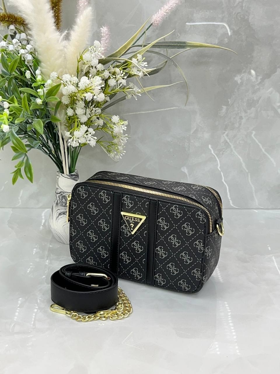 женская сумка guess,сумка guess,guess сумка кросс-боди,женская сумка через плечо guess,сумка на плечо кросс-боди guess