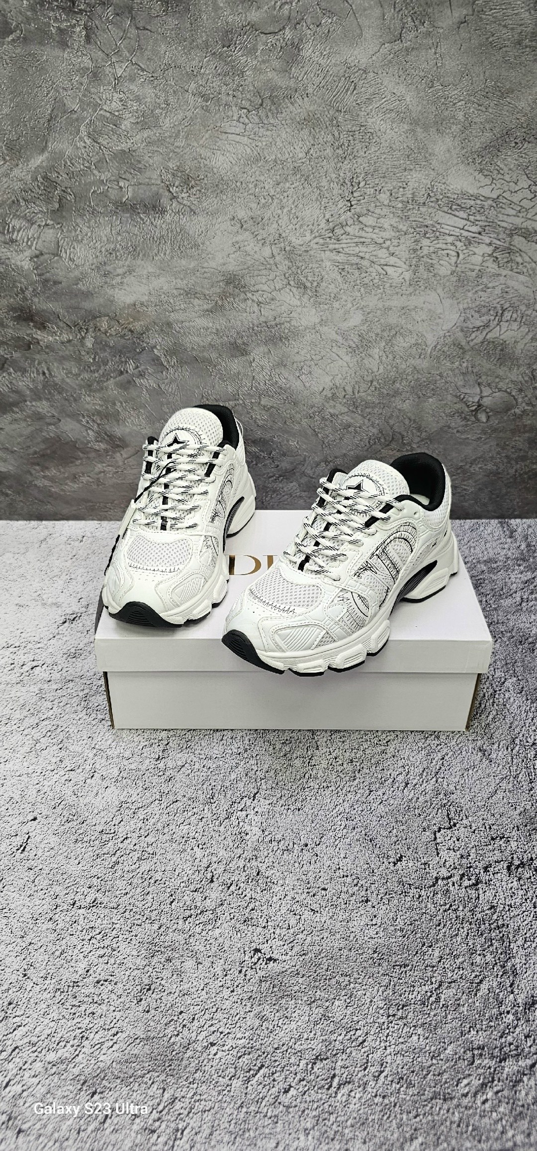 женские кроссовки dior chrono premium white grey,кроссовки dior,диор кроссовки,кроссовки christian dior,женские кроссовки