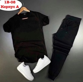 Костюм