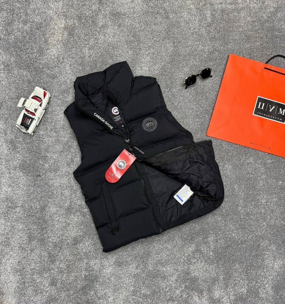 жилетка moncler,жилетки,жилет мужской,жилеты,жилетка canada goose