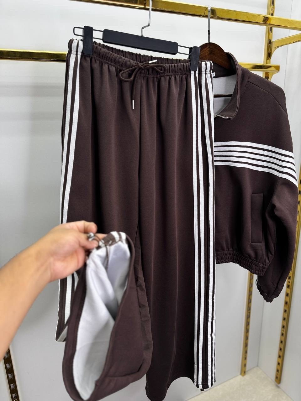 adidas женский спортивный костюм,костюм спортивный женский,спортивный костюм,спортивные костюмы адидас,модные спортивные костюмы
