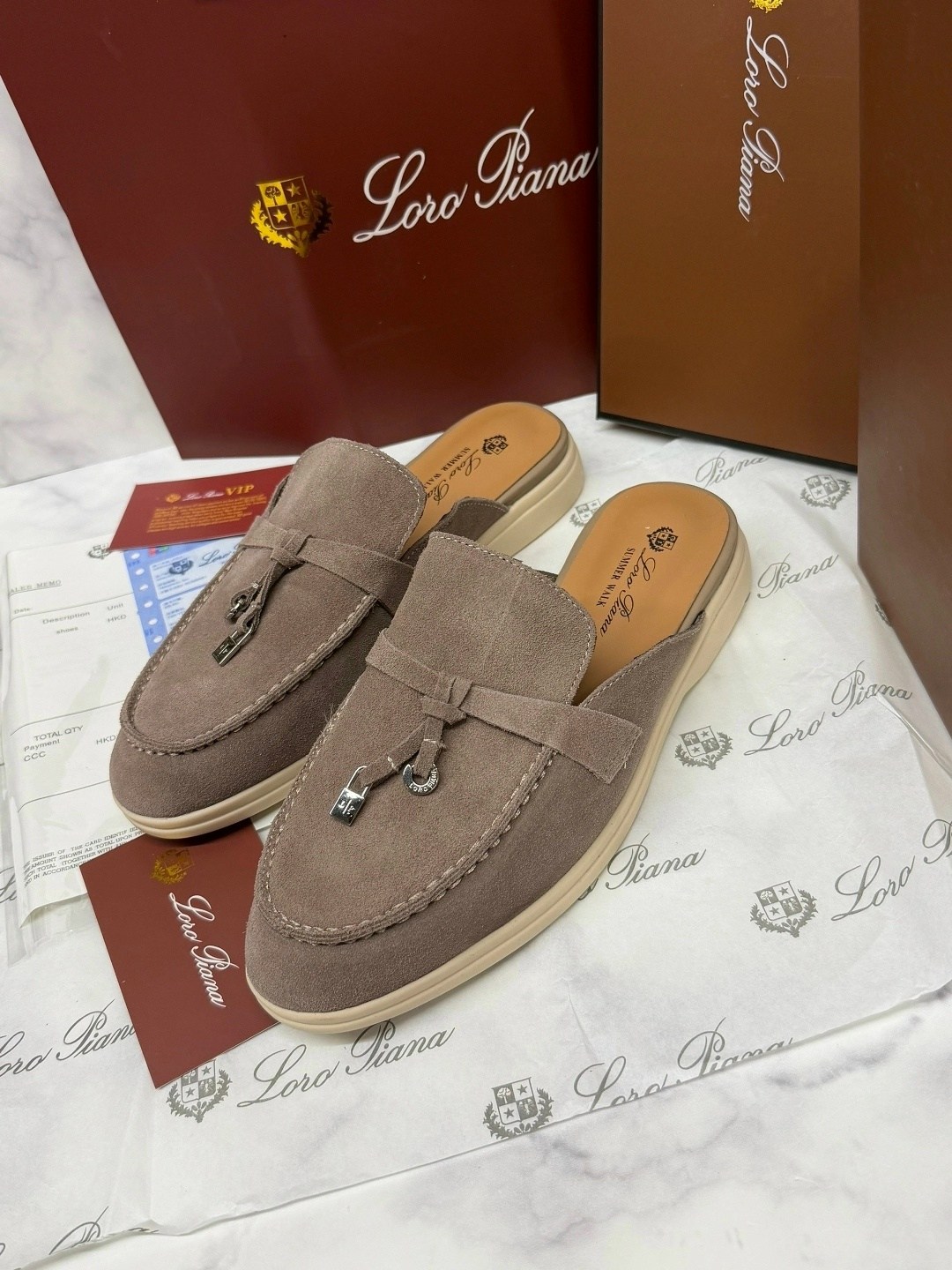мюли loro piana,,лоферы loro piana,женские замшевые мюли loro piana голубые,лоферы замшевые