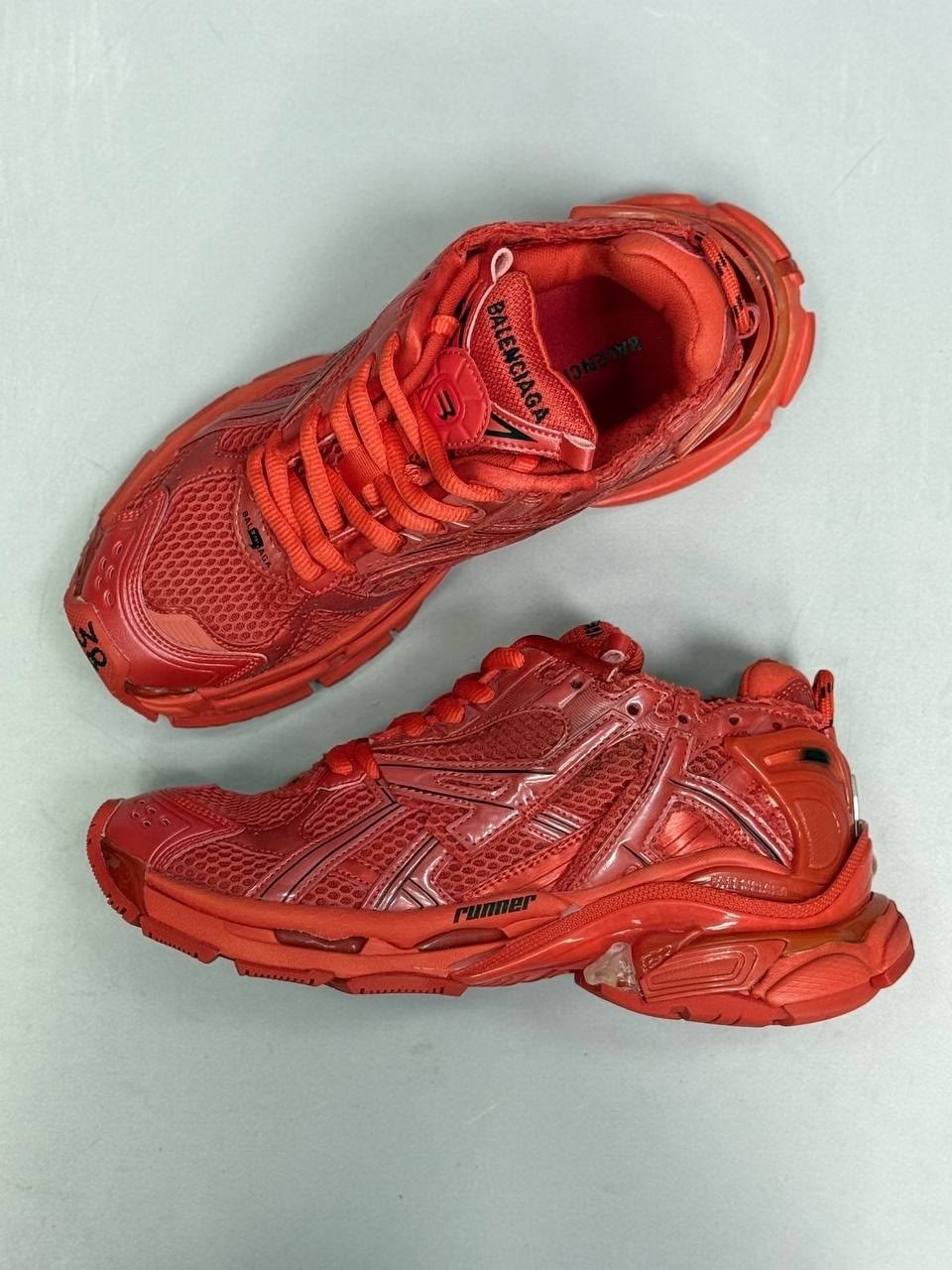 кроссовки balenciaga runner sneaker red,кроссовки balenciaga,кроссовки runner со вставками balenciaga красный,кроссовки balenciaga track 2 sneaker clear sole-red,кроссовки для бега balenciaga красный