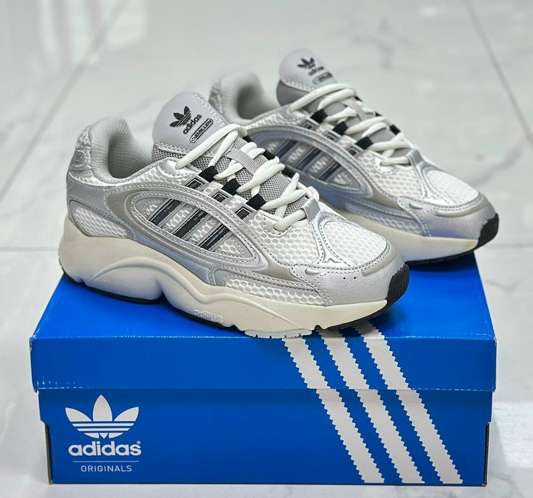 кроссовки adidas,кроссовки adidas original,кроссовки мужские adidas,кроссовки,adidas originals ozweego lifestyle  для женщин white/pure silver