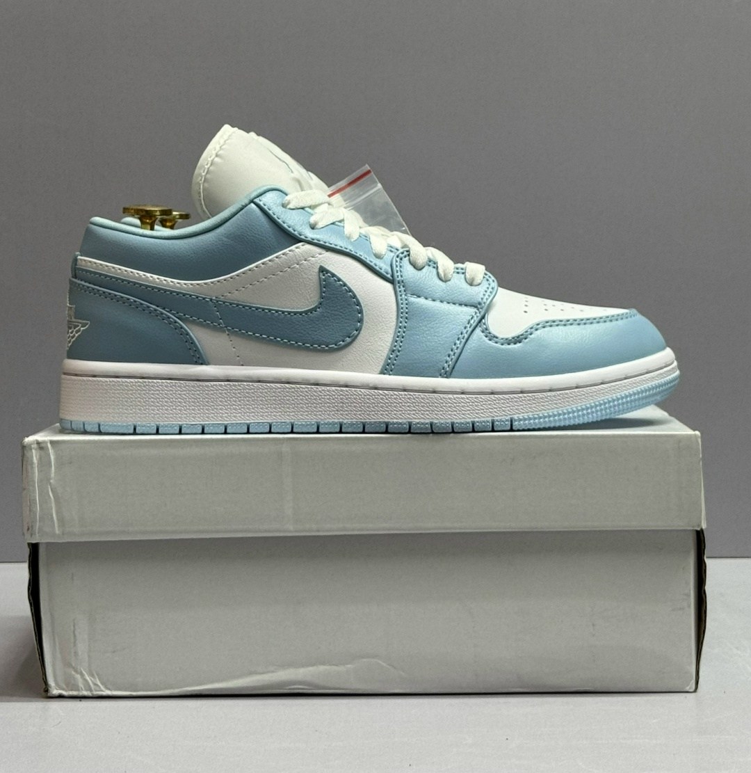 air jordan 1 low 'ice blue',jordan 1 low se reverse ice blue,nike air jordan 1 low,air jordan 1 low wmns ice blue,air jordan 1 low