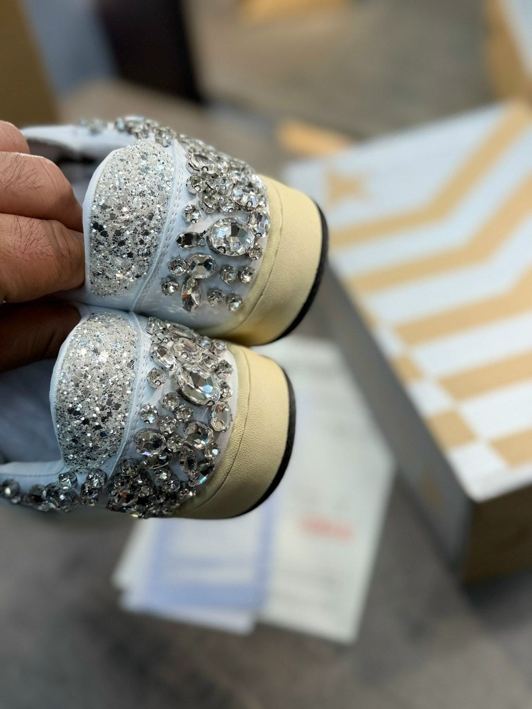 ,кеды golden goose,лаковые кроссовки golden goose,кроссовки golden goose,кеды