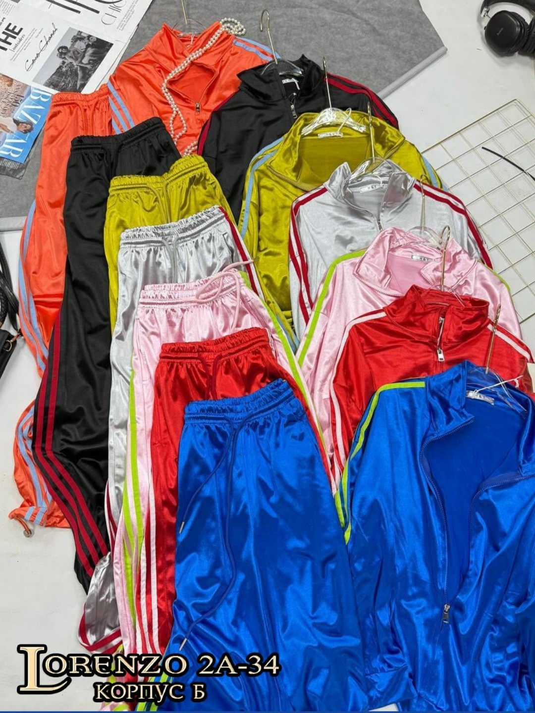 атласные костюмы,спортивный костюм,атласный спортивный костюм,женский спортивный костюм,спортивные костюмы для женщин