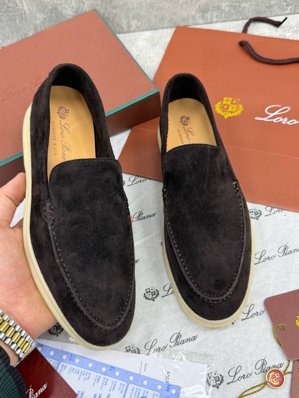 лоферы из натуральной замши loro piana,лоферы loro piana мужские,лоферы из натуральной замши,лоферы loro piana,замшевые лоферы loro piana