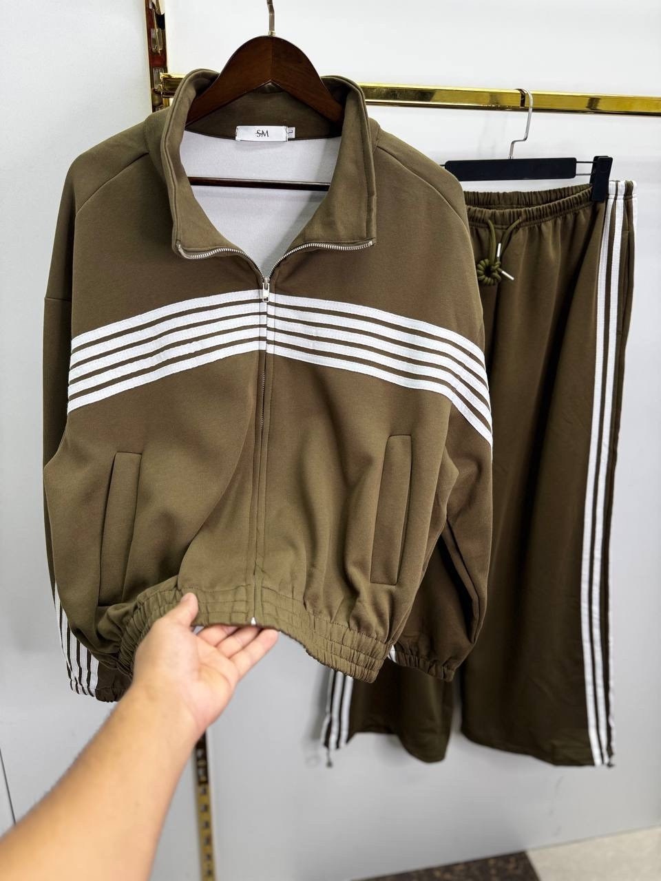 adidas женский спортивный костюм,костюм спортивный женский,спортивный костюм,спортивные костюмы адидас,модные спортивные костюмы
