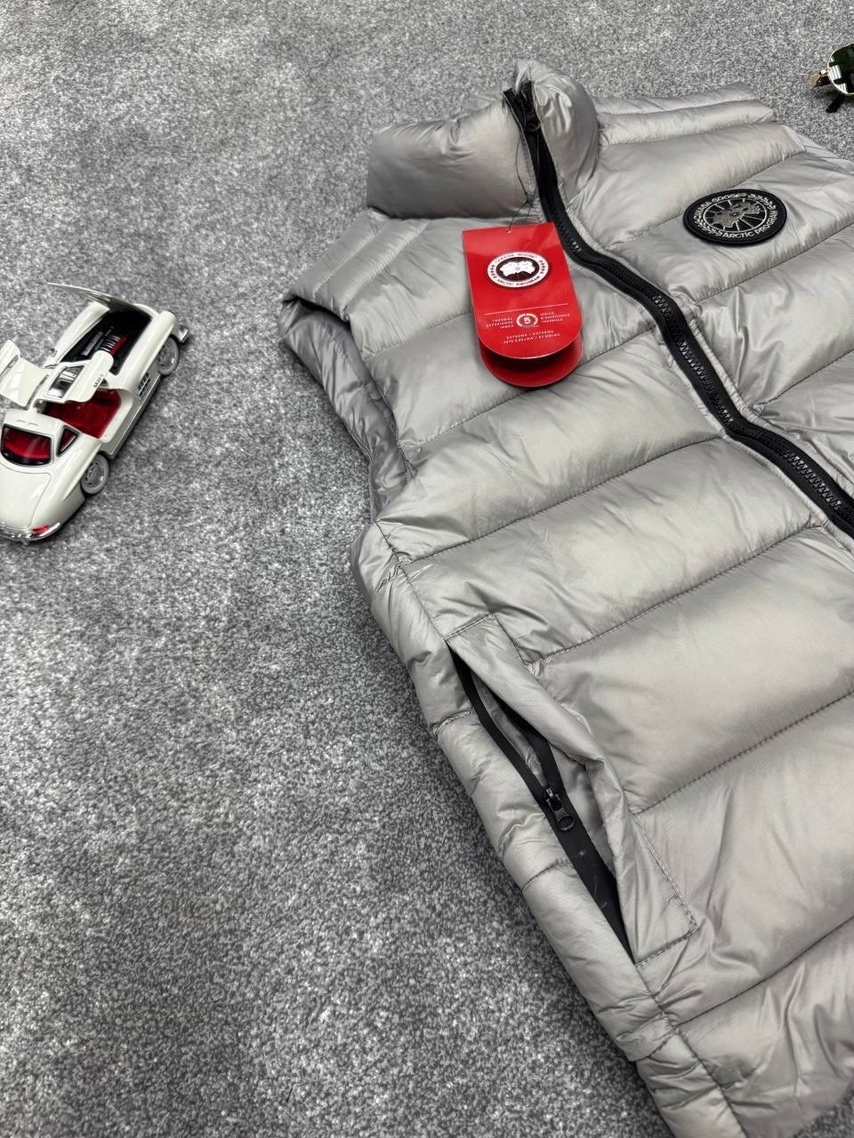 жилеты canada goose,жилетка canada goose,жилетка мужская,жилетка канада гус мужская,жилетки