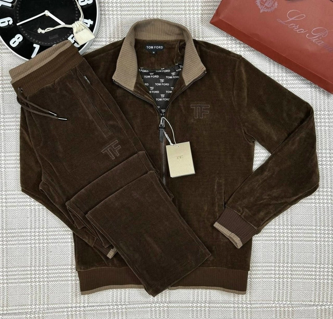 спортивный костюм brunello cucinelli,спортивный костюм loro piana,спортивные костюм,мужской спортивный костюм,спортивные костюмы для мужчин