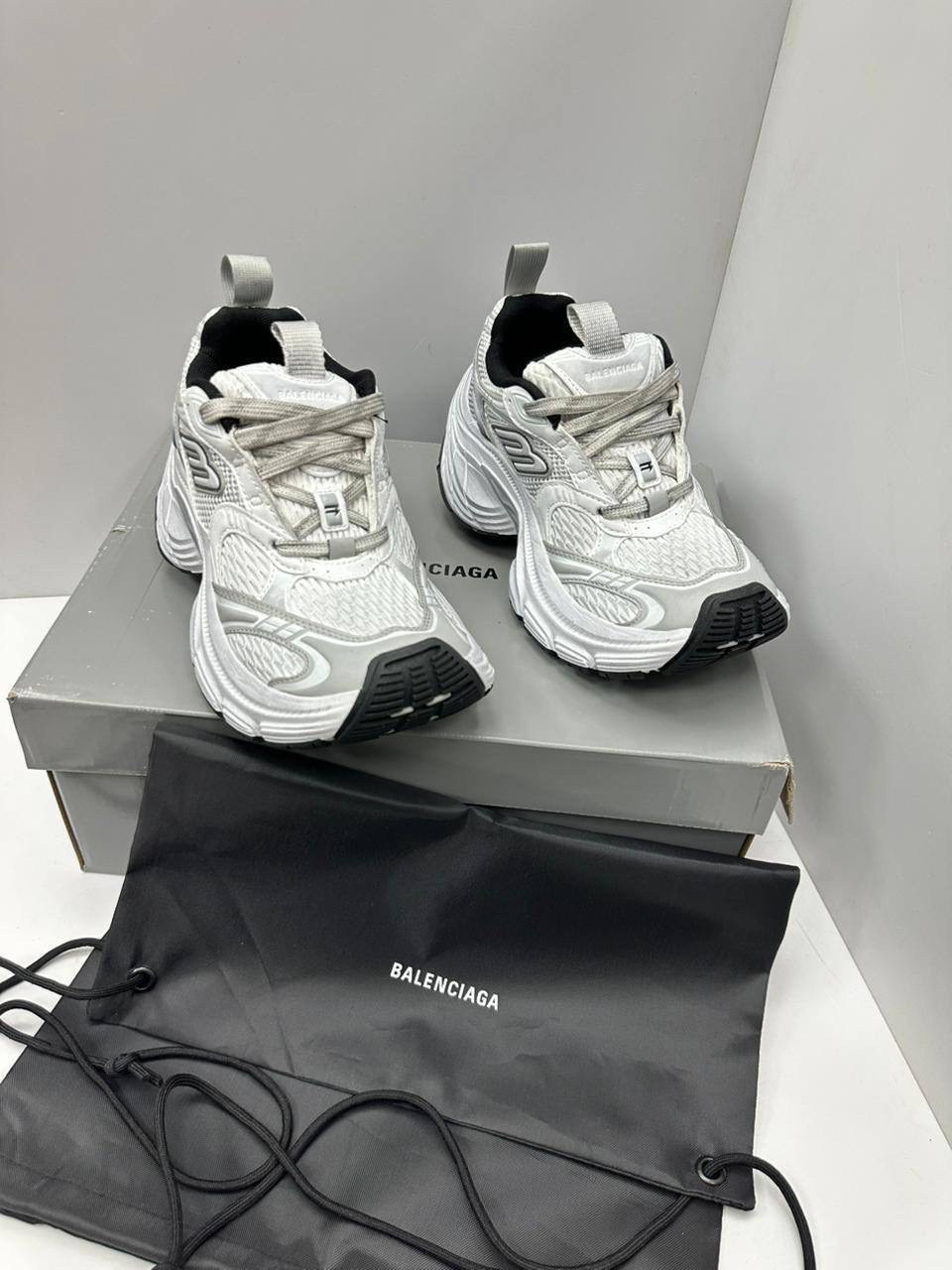 кроссовки женские balenciaga,кроссовки balenciaga,кроссовки balenciaga 10xl,кроссовки sneaker tess 12 balenciaga,кроссовки balenciaga 10xl sneaker in white black gris