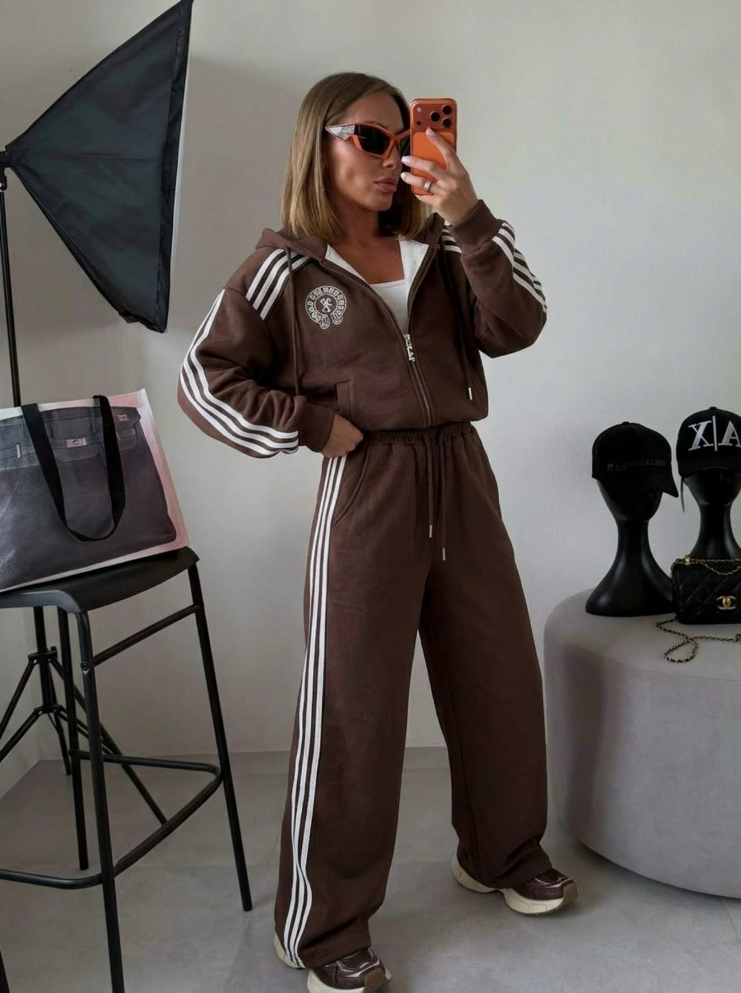 костюм адидас красный,спортивный костюм adidas,костюм адидас,спортивные костюм,спортивный костюм adidas originals