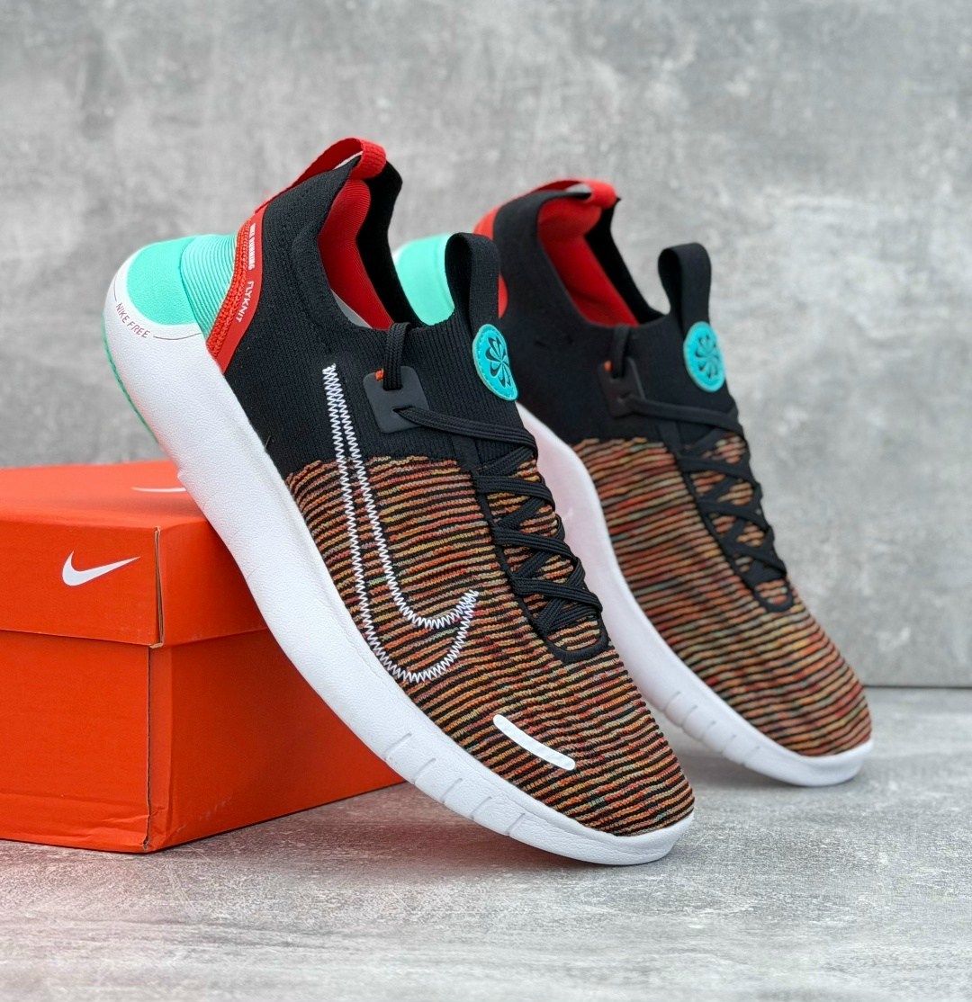 кроссовки nike,кроссовки,спортивная ,оригинальные кроссовки,российские кроссовки
