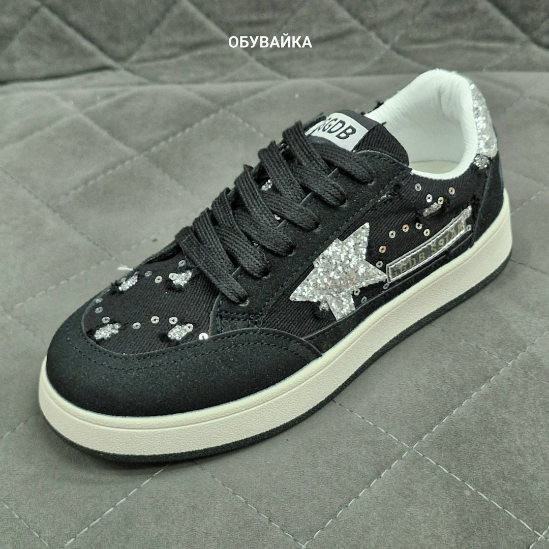 ,кроссовки golden goose с пайетками на платформе, женская,кеды golden goose,кроссовки golden goose