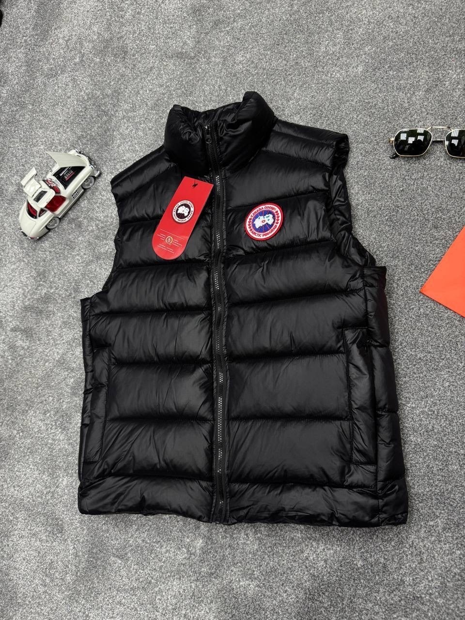 жилеты canada goose,жилетка canada goose,жилетка мужская,жилетка канада гус мужская,жилетки
