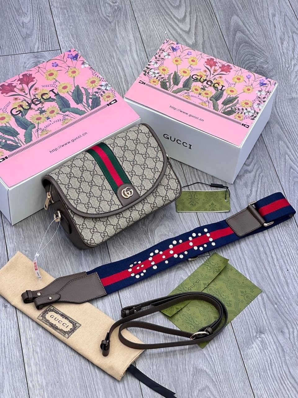 сумка gucci,сумка gucci женская,gucci сумка на плечо,сумка гуччи,сумка gucci оригинал