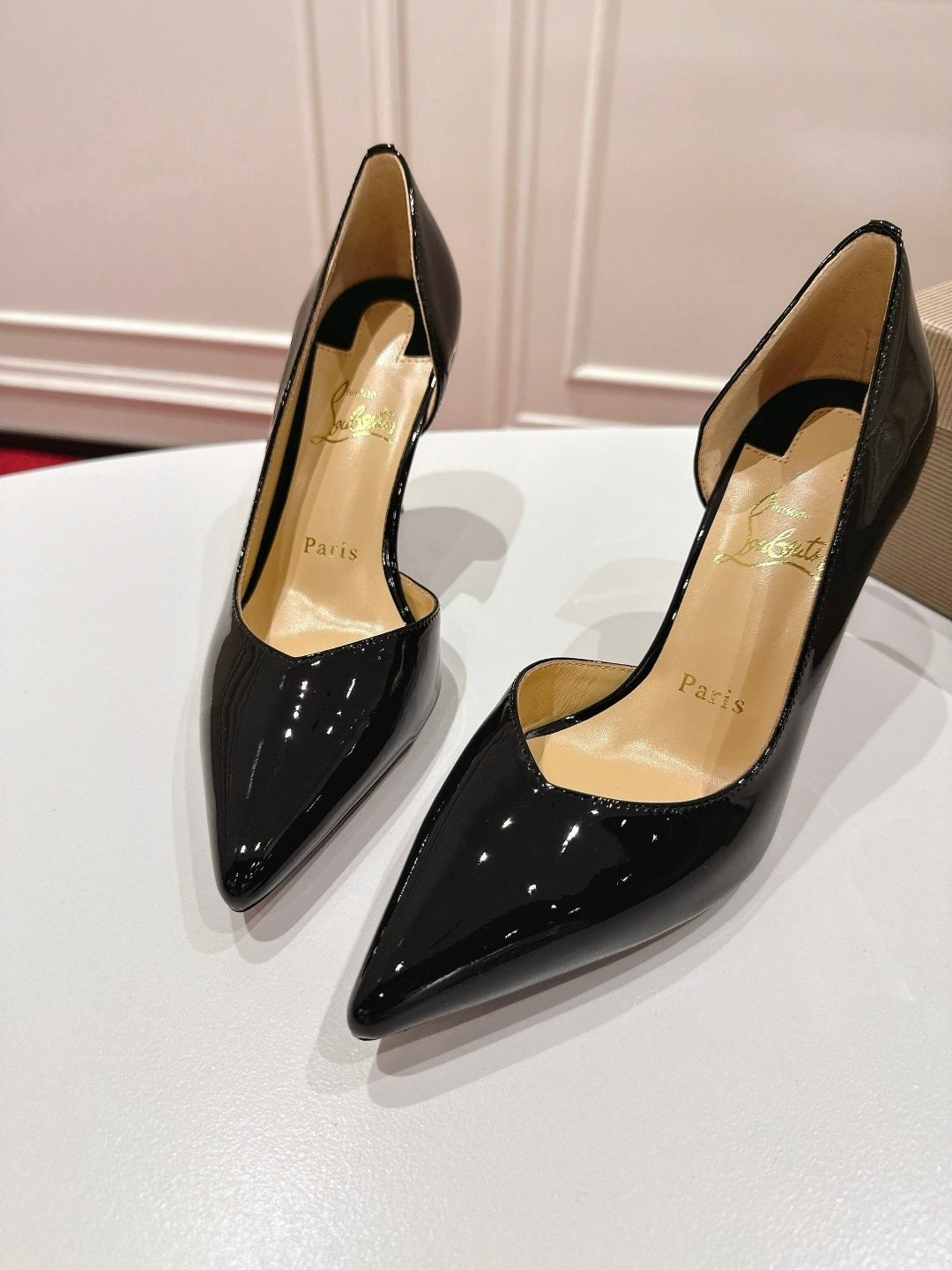christian louboutin туфли,туфли женские,лакированные туфли женские,туфли louboutin,туфли лодочки женские